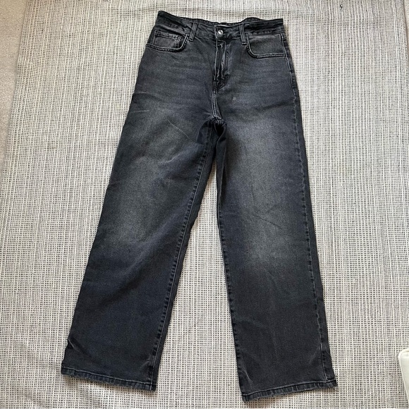 Forever 21 Dark Wash Black Denim Wide Leg Jeans Size 30 - Picture 1 of 8